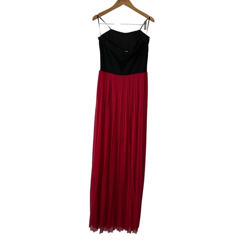 Sapphire Dolls Strapless Red and Black
Colorblock Gown – Women’s Size Medium - Picture 3 of 4